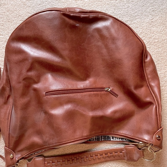 Leather oversized saddle bag - Picture 2 of 4